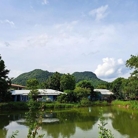Armthong Resort Накхоннайок Экстерьер фото